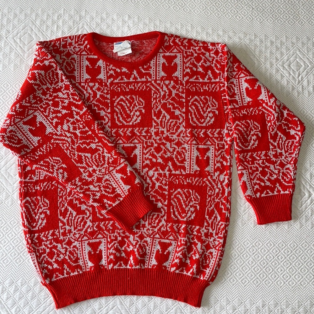 Vintage Paris Star Holiday Winter Red Silver Knit Sweater